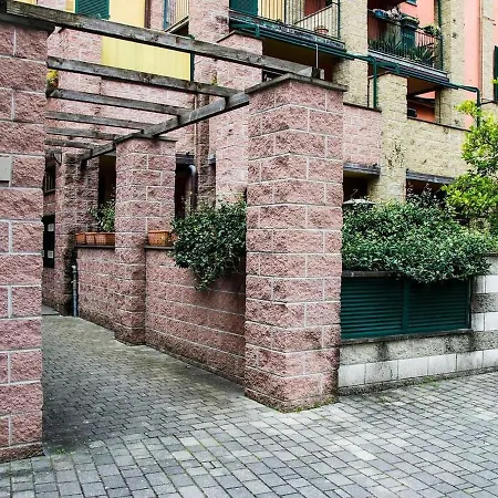 Charming In Near Beach Apartment